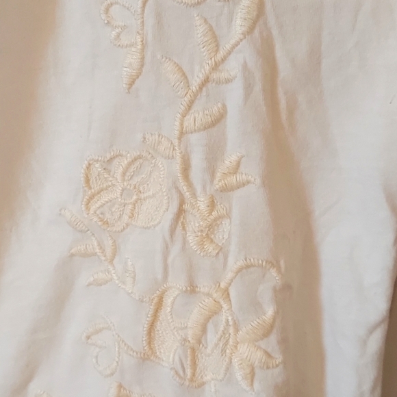 Embroidered Ivory Tank - Picture 9 of 10